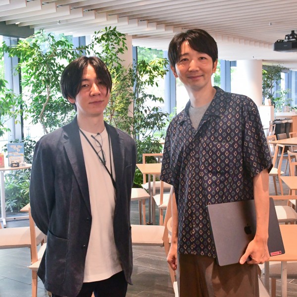 インタビュー取材相手の顔